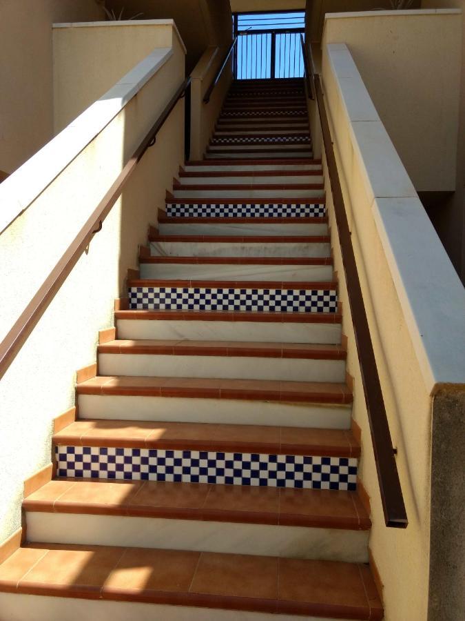 Apartamento Tranquilo Cerca De Buena Piscina Y Con Buen Aire Acondicionado Águilas Buitenkant foto