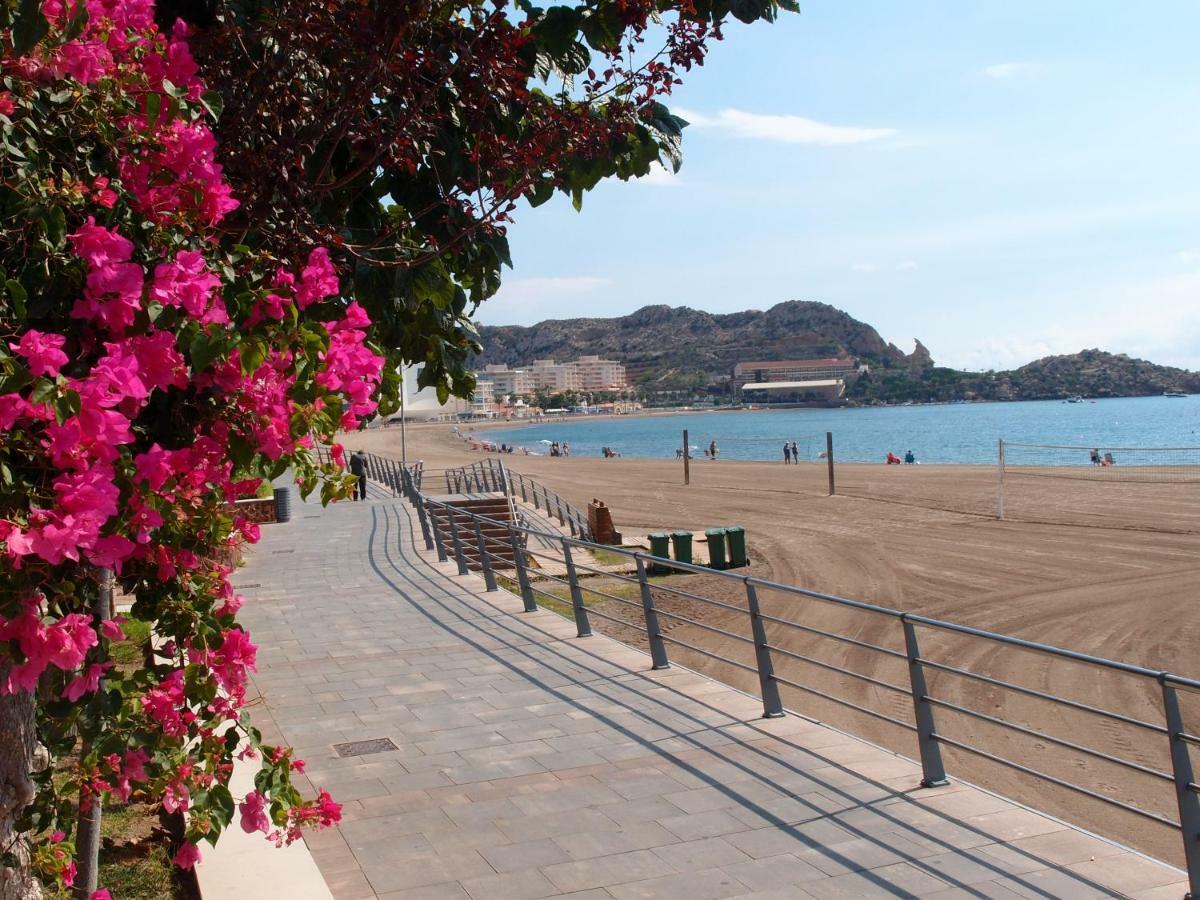 Apartamento Tranquilo Cerca De Buena Piscina Y Con Buen Aire Acondicionado Águilas Buitenkant foto