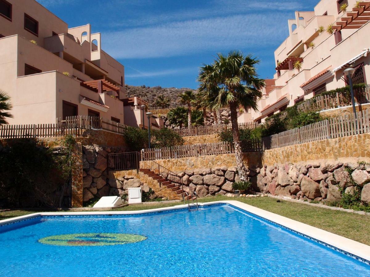 Apartamento Tranquilo Cerca De Buena Piscina Y Con Buen Aire Acondicionado Águilas Buitenkant foto