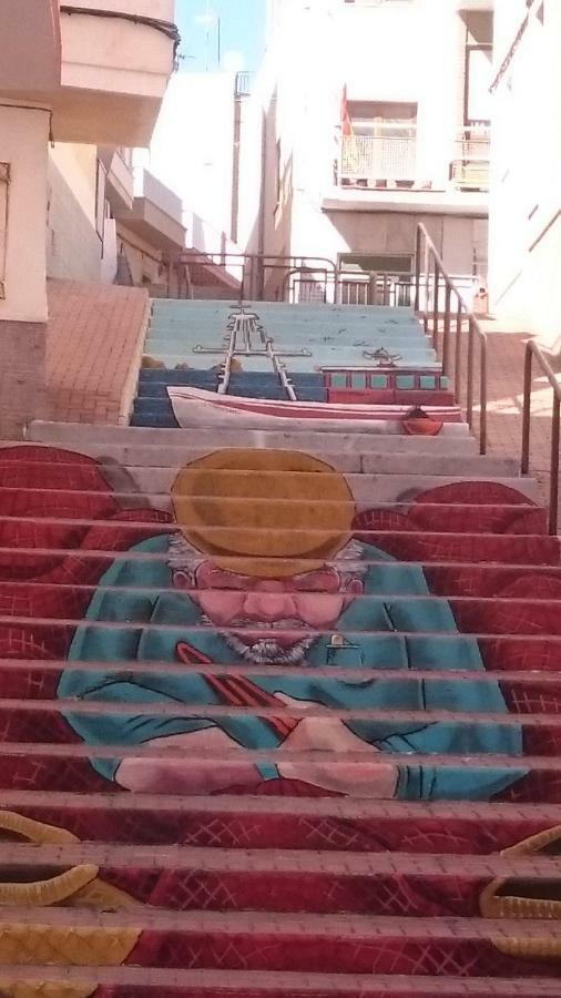 Apartamento Tranquilo Cerca De Buena Piscina Y Con Buen Aire Acondicionado Águilas Buitenkant foto