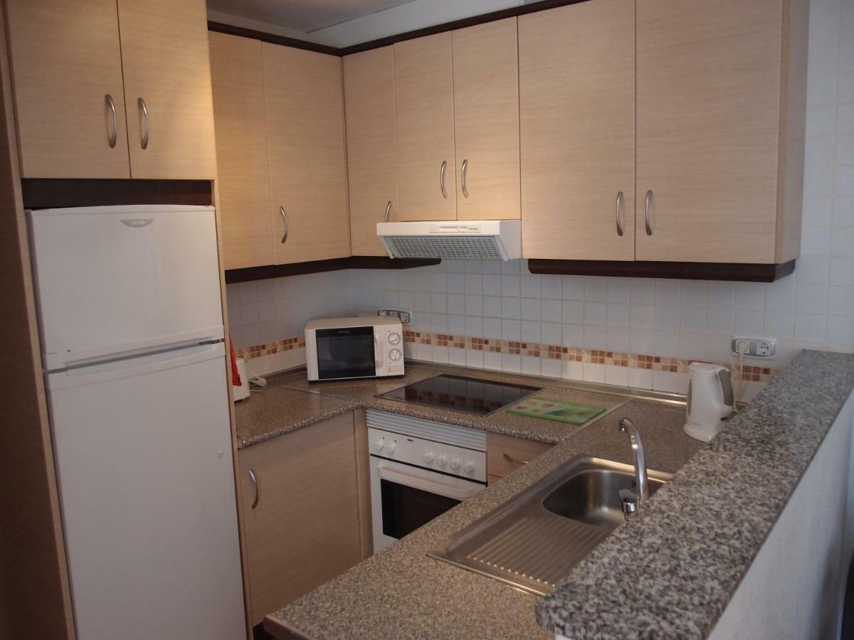 Apartamento Tranquilo Cerca De Buena Piscina Y Con Buen Aire Acondicionado Águilas Buitenkant foto